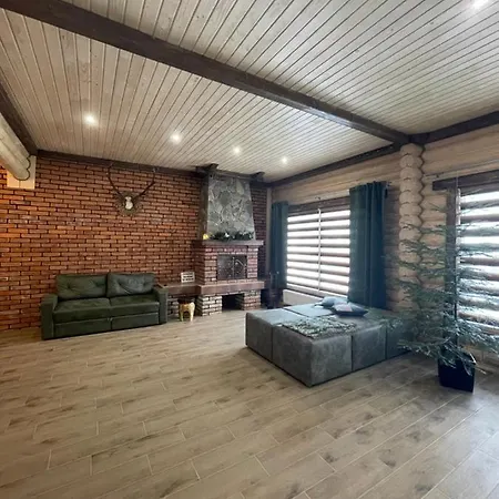 Apartamento карпатська криївка Yasinya