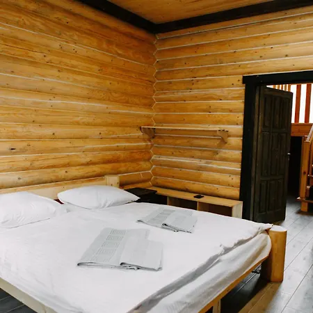 карпатська криївка * Yasinya